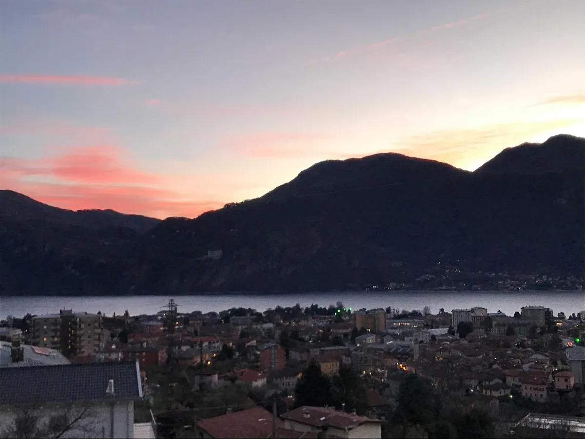 Il Mallo Verde - Lake Como B&B Mandello del Lario Couette-café